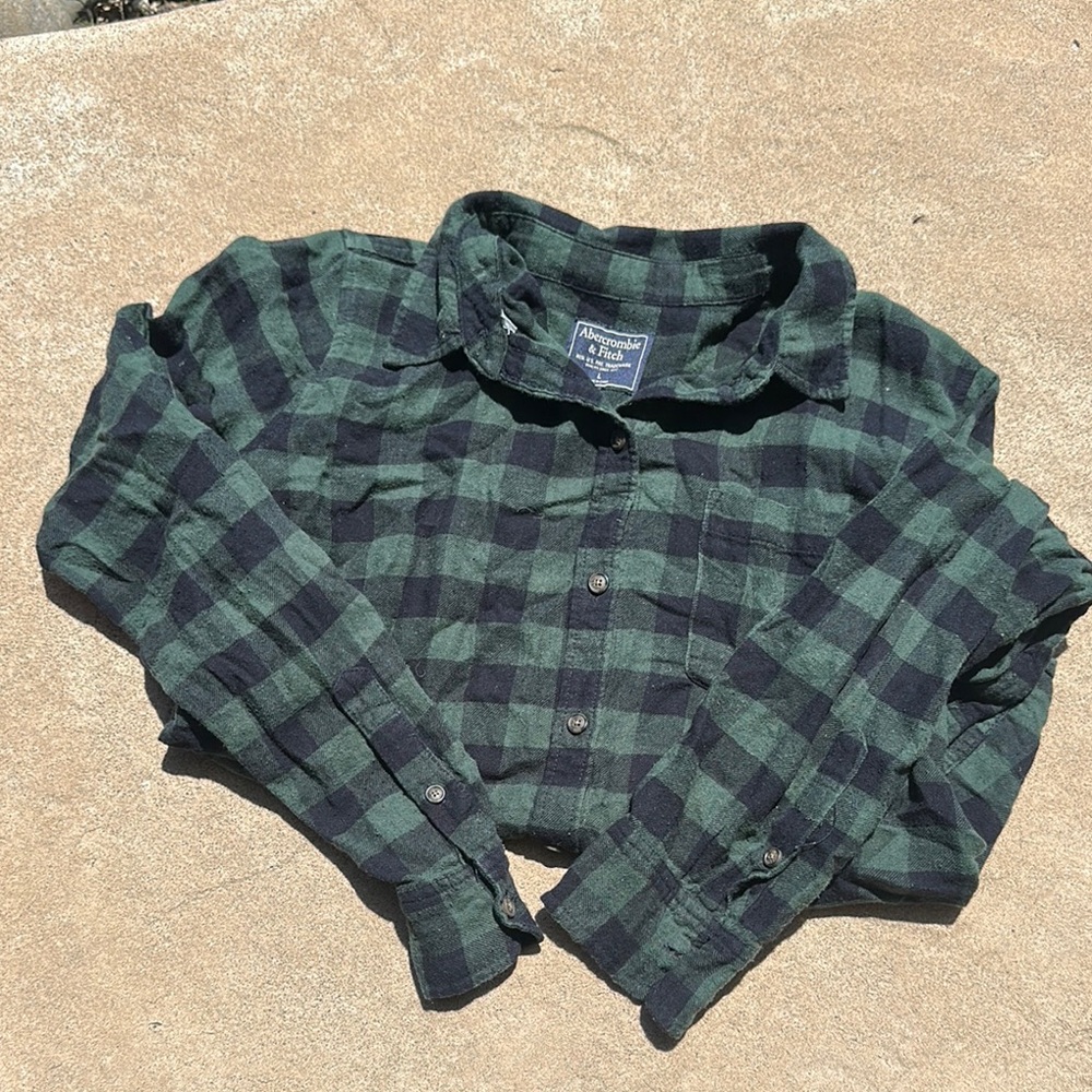 Abercrombie & Fitch Green and Black Plaid Button Down Shirt